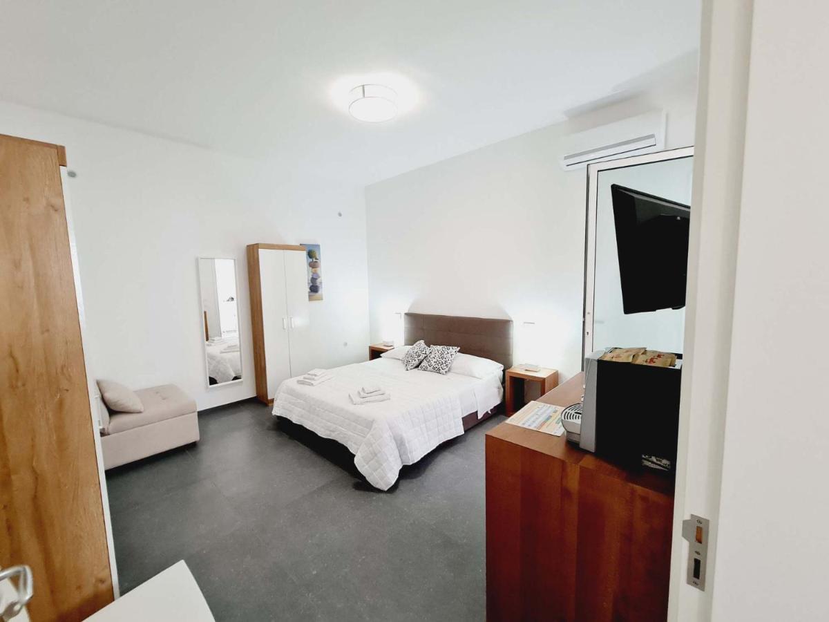 Medusa Room Apartment Porto Cesareo Exterior foto